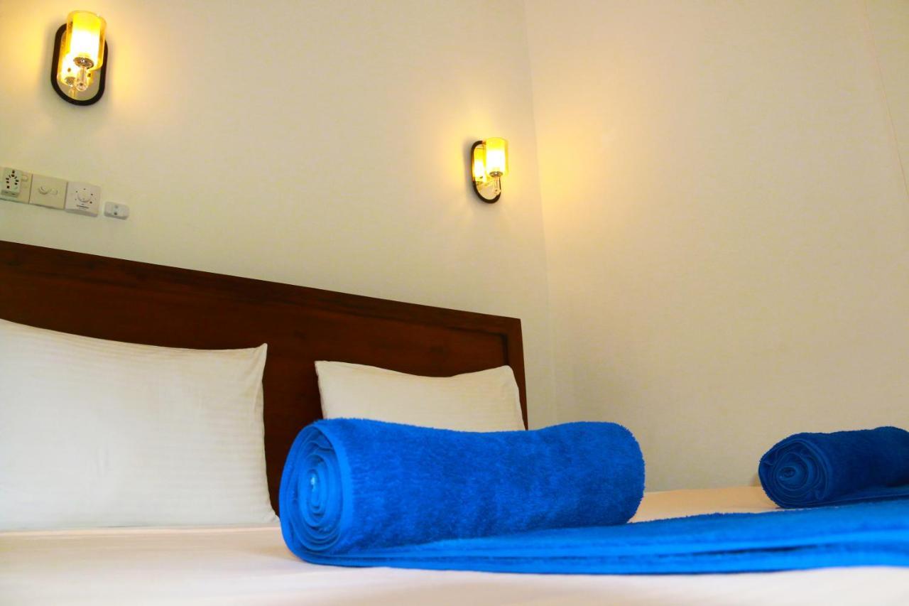 A&B Resort Negombo Kudapaduwa Eksteriør bilde