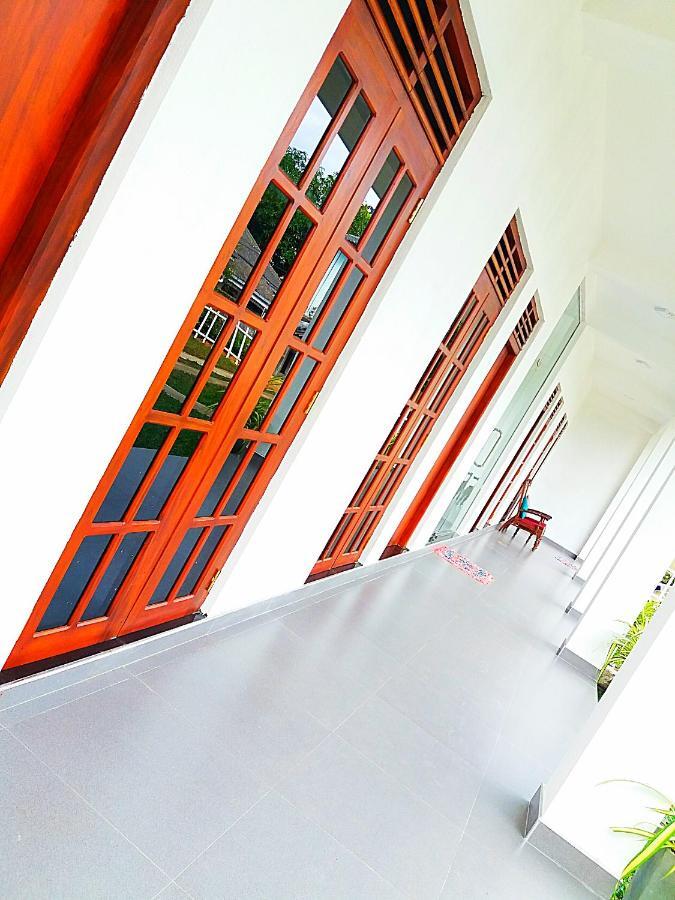 A&B Resort Negombo Kudapaduwa Rom bilde